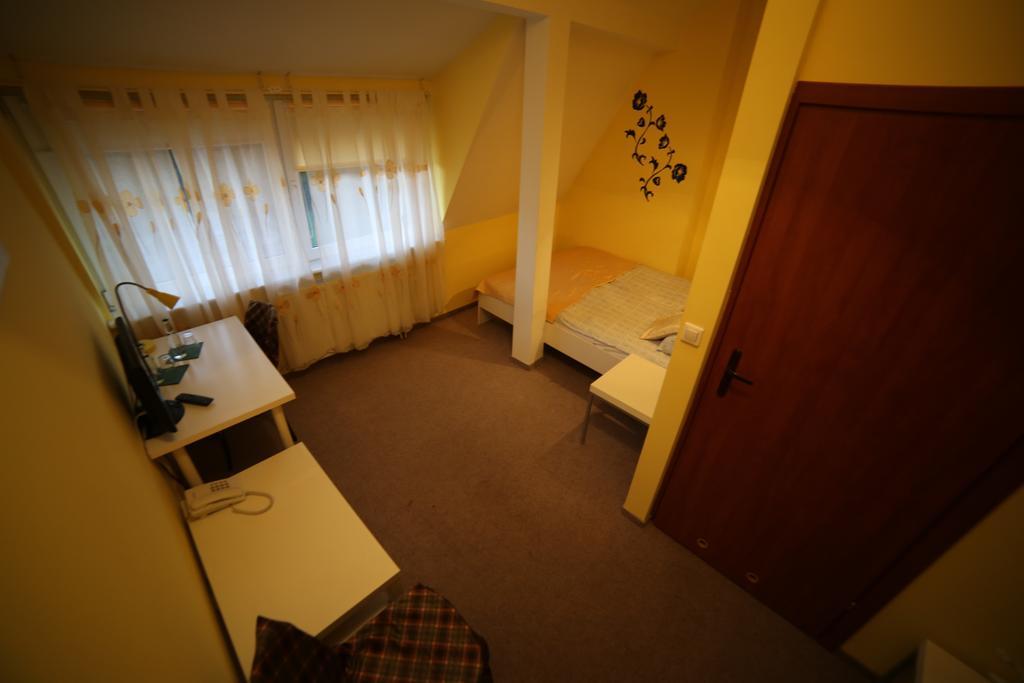 Motel Silver Konstantynów Łódzki 객실 사진